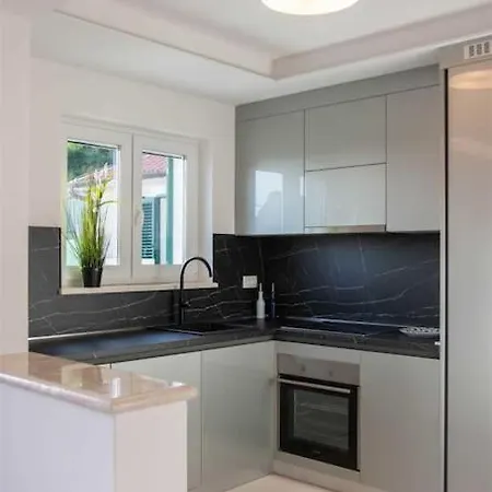 Luxury With Private Heated Pool ,near Split *