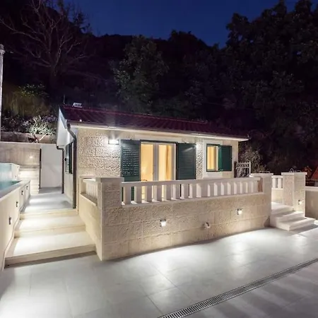Luxury With Private Heated Pool ,near Split Villa
