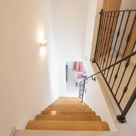 Villa Luxury With Private Heated Pool ,near Split *