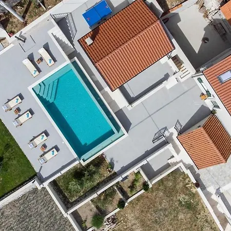 Luxury With Private Heated Pool ,near Split Villa